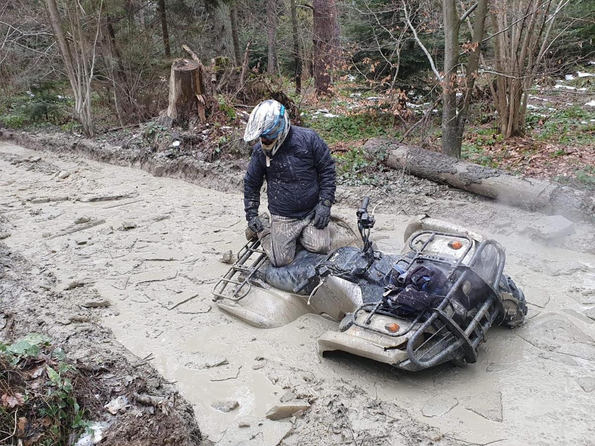 Zagroda Wataha 782 305 923 Polanczyk Bagian luar foto